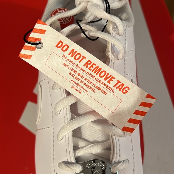 All white Nike Cortez - Picture 5 of 5